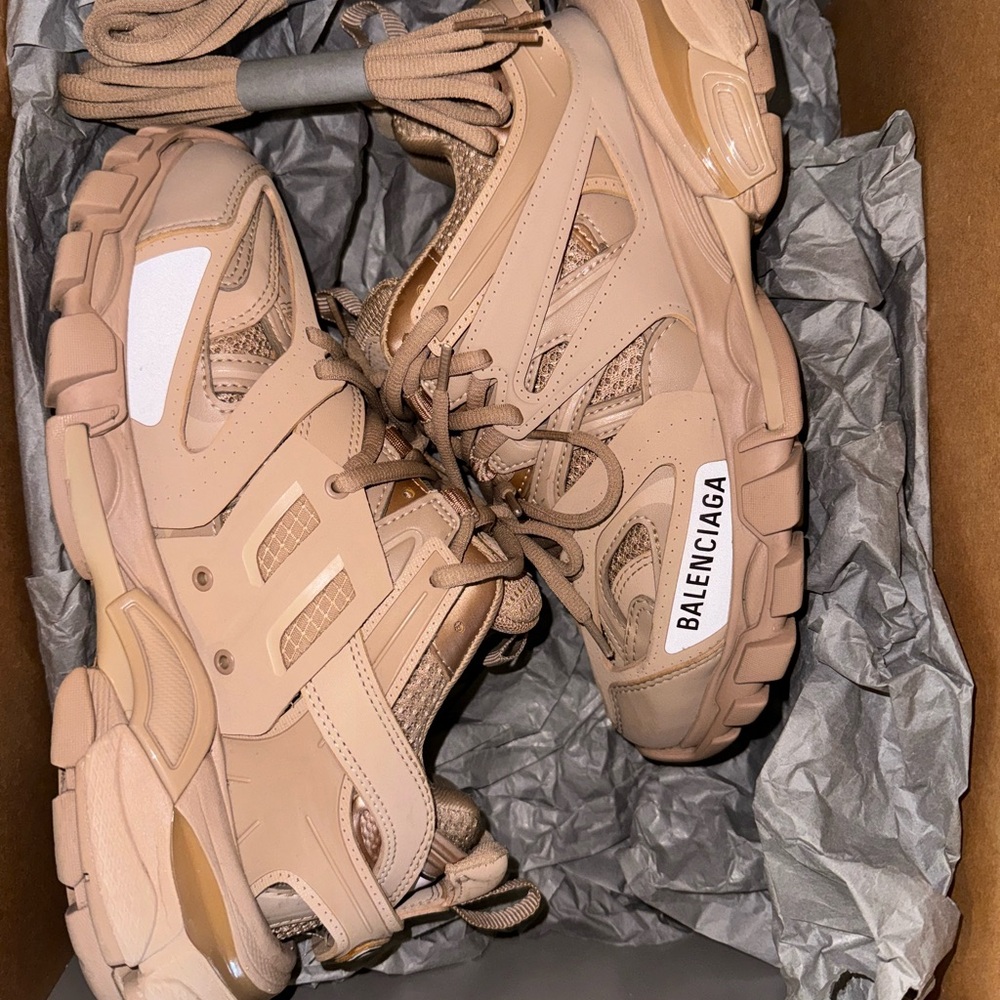 Size 6 balenciaga track star sneakers